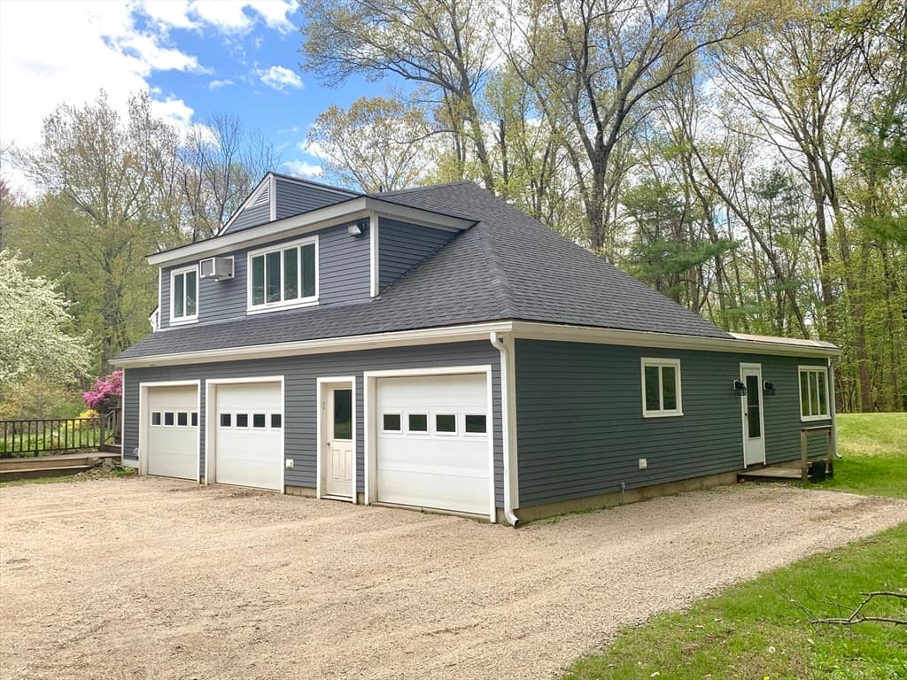 Single Family Residence at 38 Way To The River Rd, West Newbury MA 01985, West Newbury, photo 3 of 31