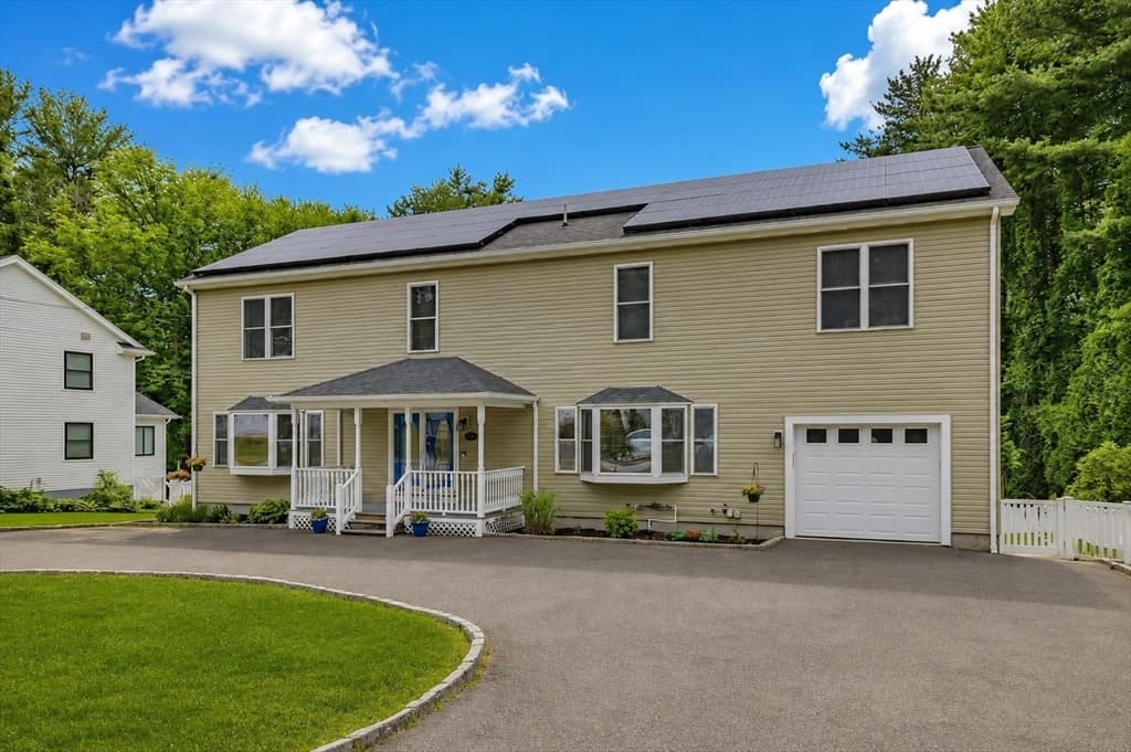 12 Corcoran Rd, Burlington MA 01803 photo 3