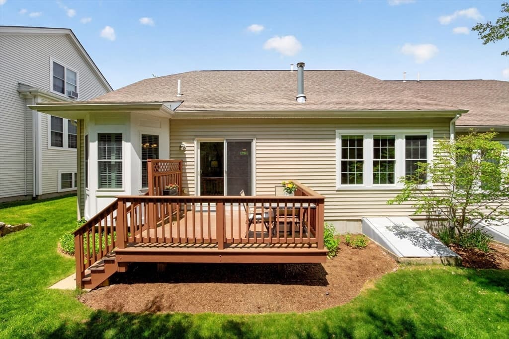 Single Family Residence at 17 Valley Front, Plymouth MA 02360, photo 33 of 42