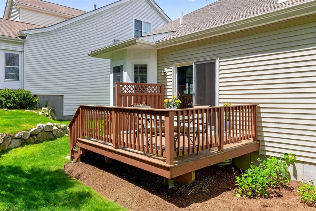 Single Family Residence at 17 Valley Front, Plymouth MA 02360, photo 31 of 42