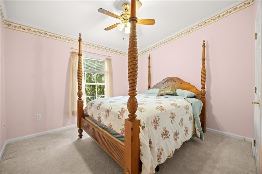 Single Family Residence at 5604 Oak Point Drive, Middleboro MA 02346, Middleboro, photo 29 of 39