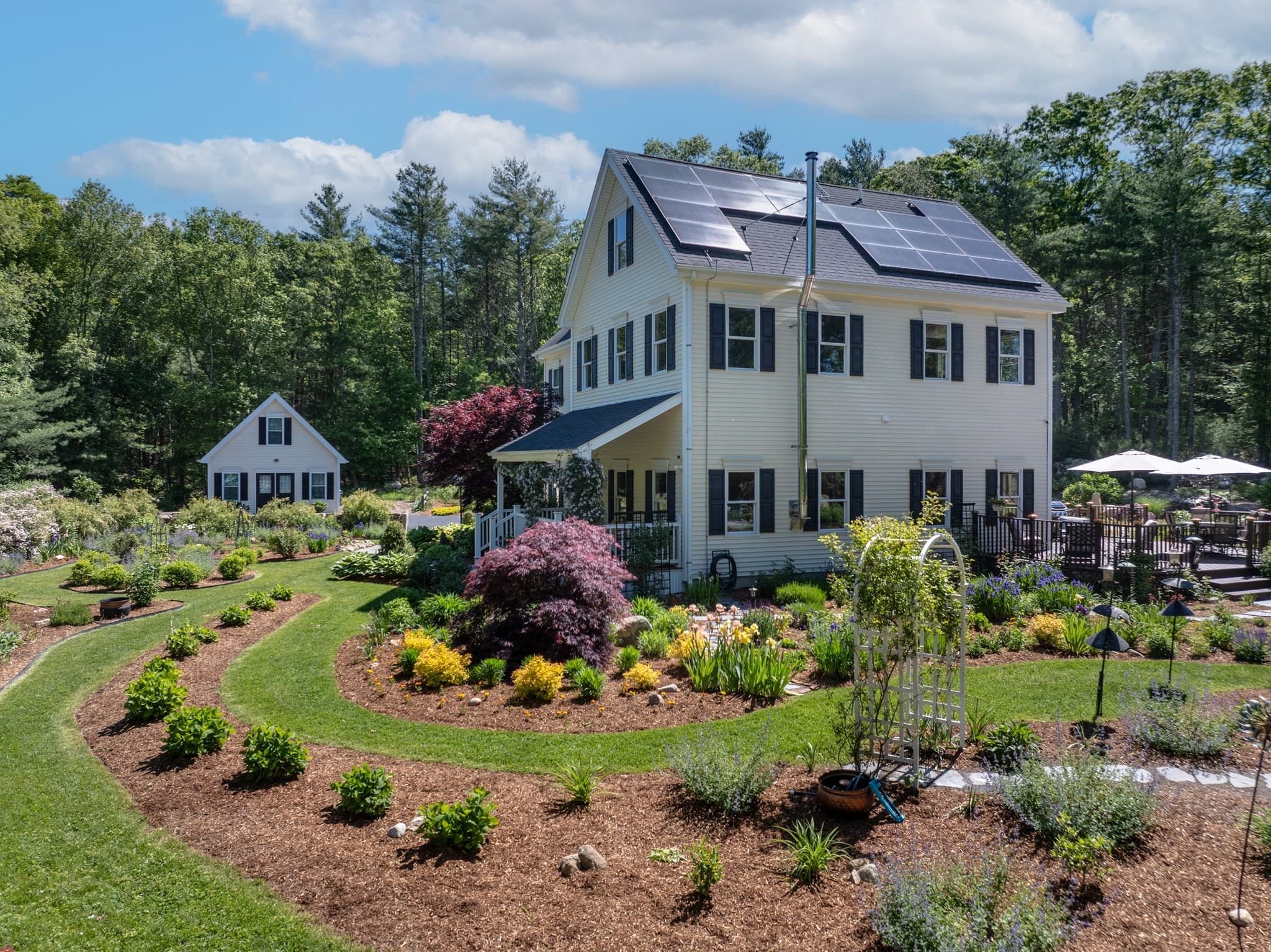 Single Family Residence at 178 Pine Hill Rd, Westport MA 02790, photo 2 of 42