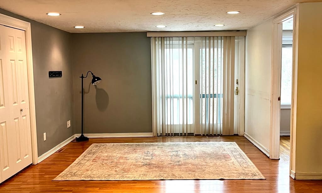 214-216 River Road East, Berlin MA 01503 photo 5