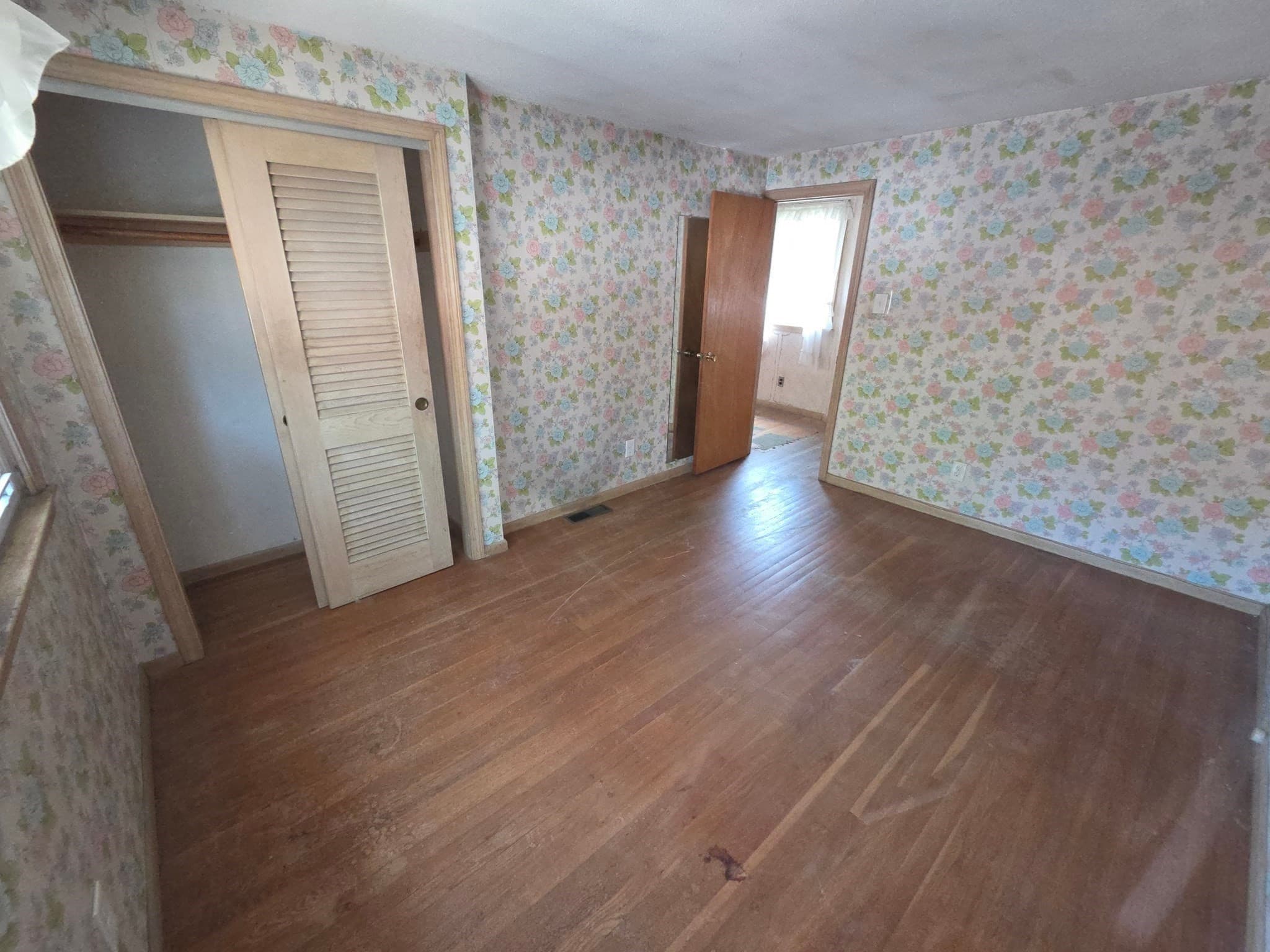 Single Family Residence at 445 E 5th St, Boston MA 02127, photo 30 of 35