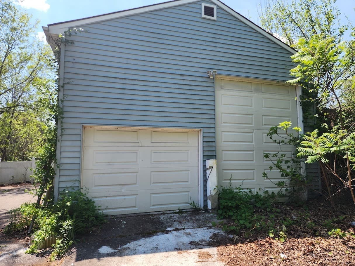 2 Family - 2 Units Up/Down at 156 Grattan St, Chicopee MA 01020, photo 42 of 42