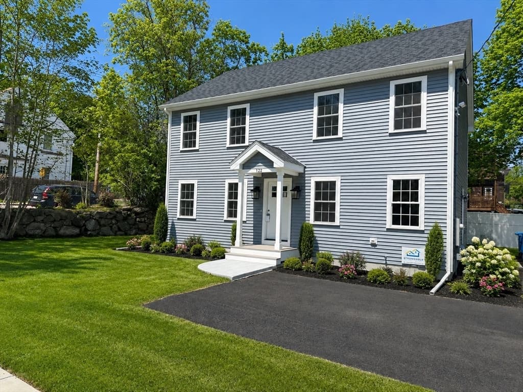 122 Canal Street, Blackstone MA 01504