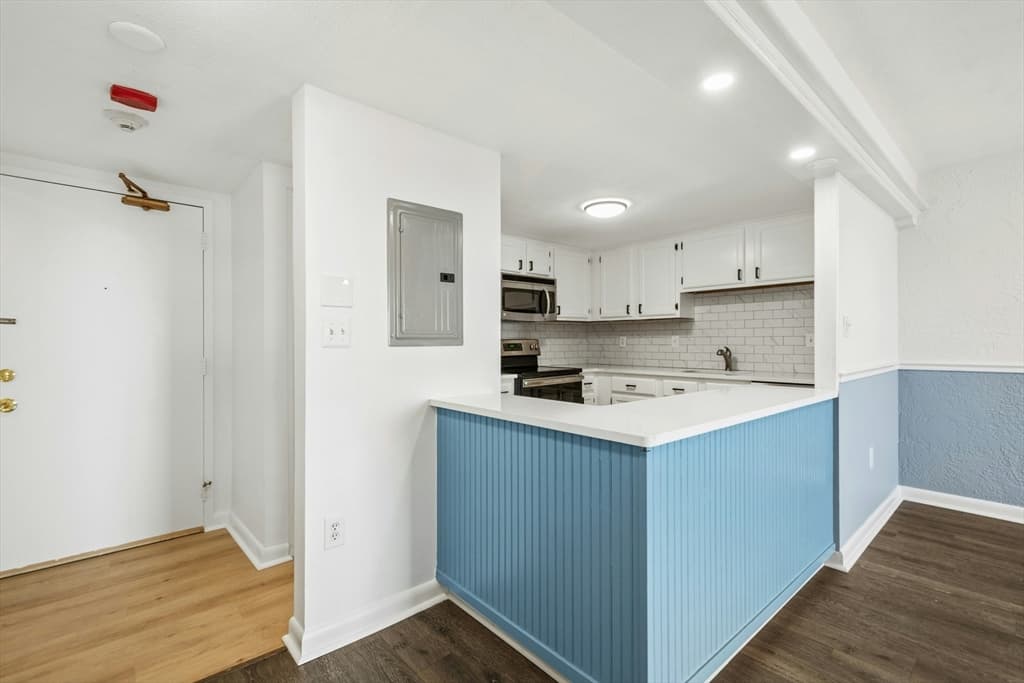 585 Revere Beach Pkwy # 509, Revere MA 02151 photo 5