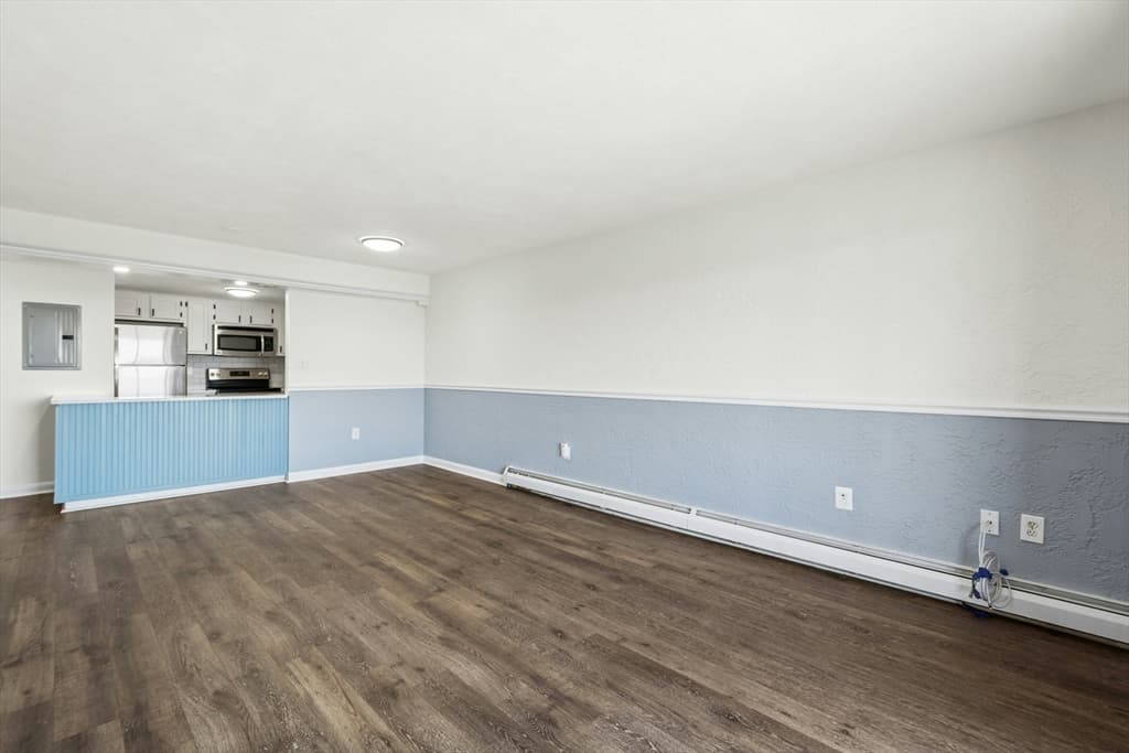 585 Revere Beach Pkwy # 509, Revere MA 02151 photo 9