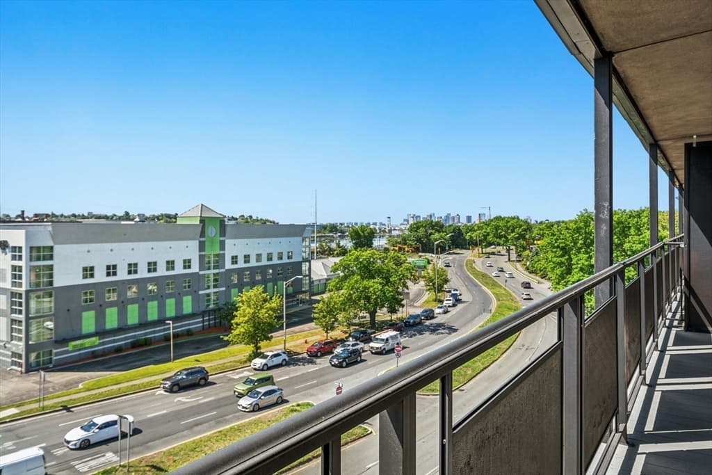 585 Revere Beach Pkwy # 509, Revere MA 02151 photo 19
