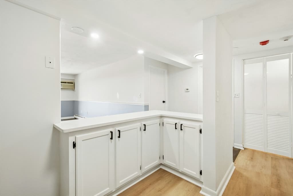 585 Revere Beach Pkwy # 509, Revere MA 02151 photo 8