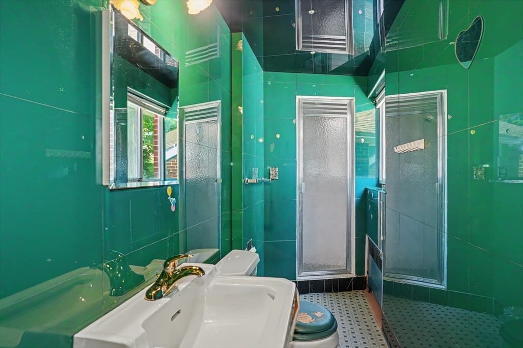 262 Clifton St, Belmont MA 02478 photo 17