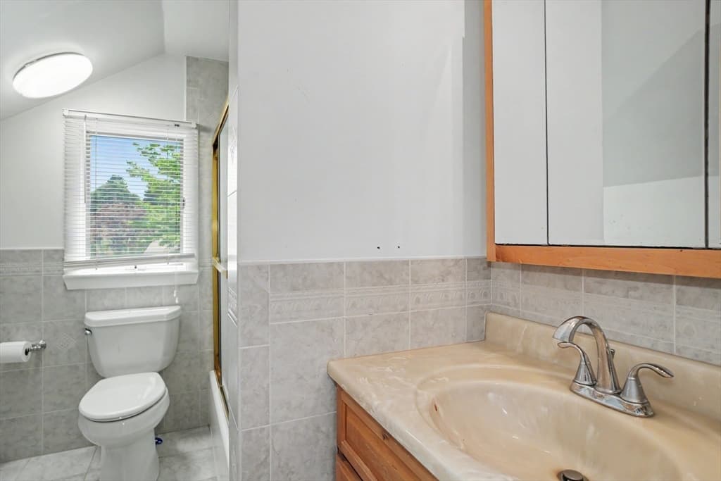 262 Clifton St, Belmont MA 02478 photo 26