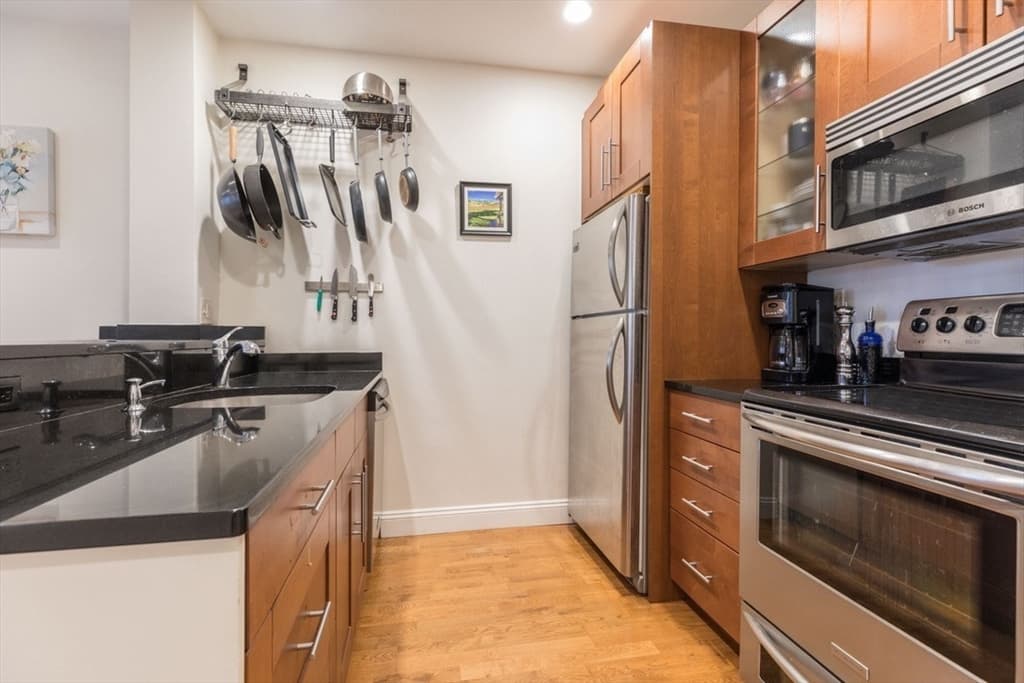 Condominium at 15 Garrison St # 1, Boston MA 02116, photo 8 of 18