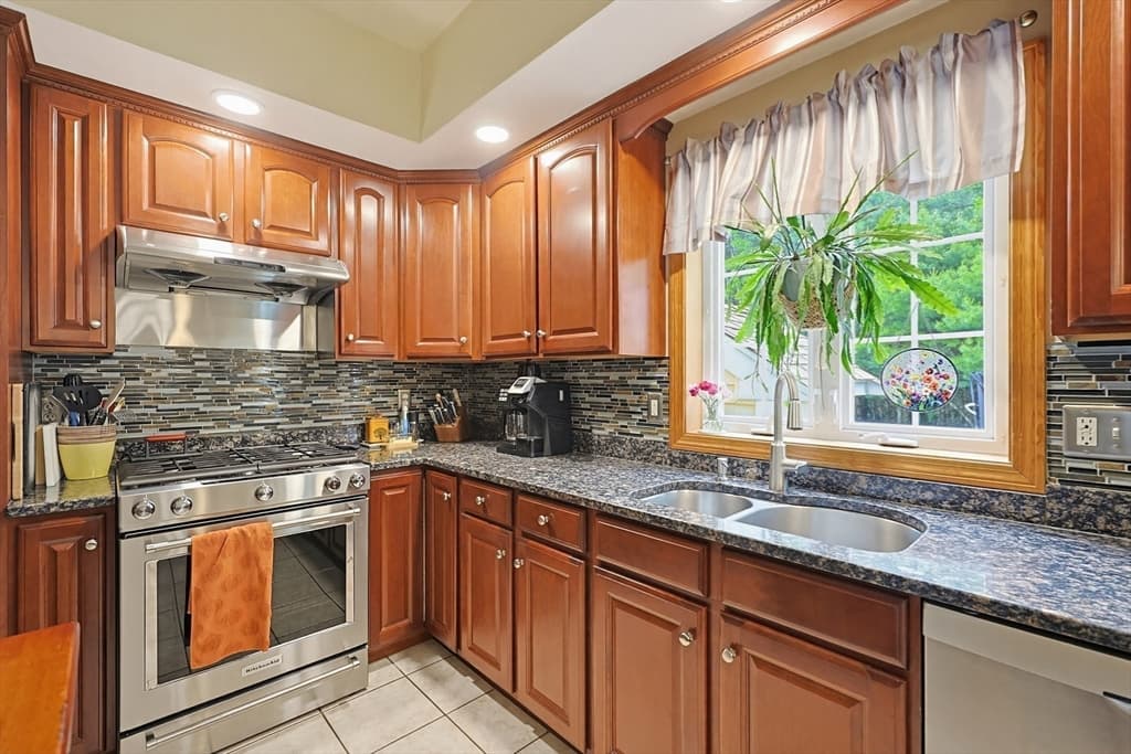10 Amanda Street, Middleboro MA 02346 photo 22