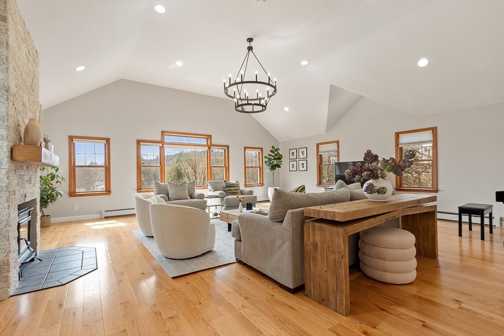 Single Family Residence at 933 Liberty Square Rd, Boxborough MA 01719, Boxborough, photo 6 of 41