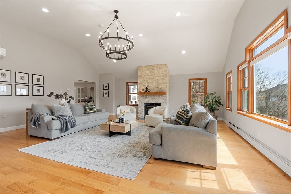 Single Family Residence at 933 Liberty Square Rd, Boxborough MA 01719, Boxborough, photo 5 of 41