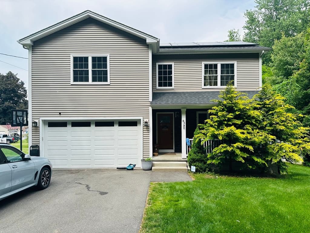 83 Federal St, Agawam MA 01001