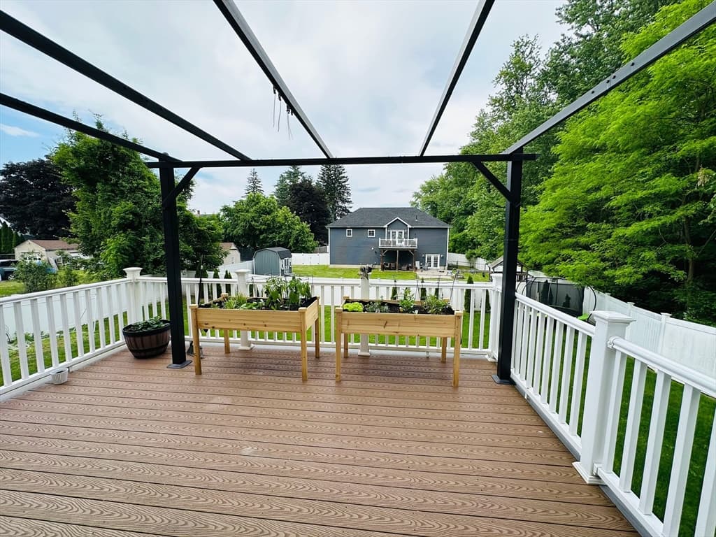 Single Family Residence at 83 Federal St, Agawam MA 01001, Agawam, photo 18 of 26