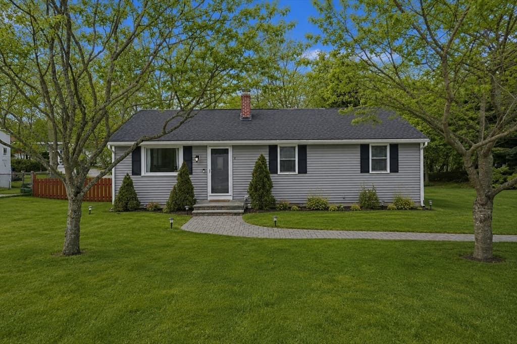 Single Family Residence at 2 Hemenway Road, Framingham MA 01701, Framingham, photo 2 of 33