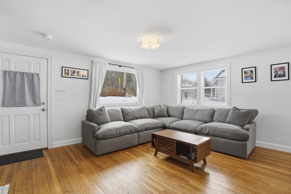 Single Family Residence at 2 Hemenway Road, Framingham MA 01701, Framingham, photo 5 of 33