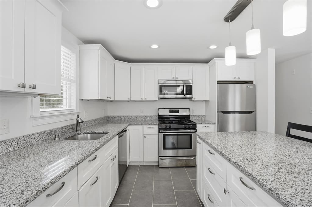 Single Family Residence at 2 Hemenway Road, Framingham MA 01701, Framingham, photo 11 of 33