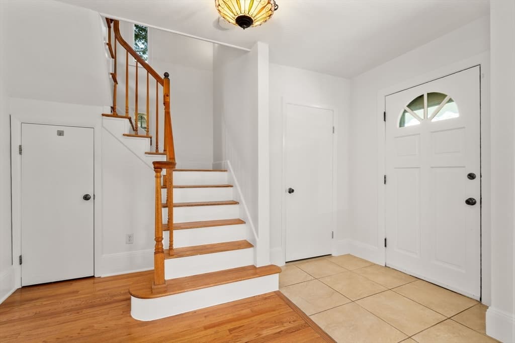 Condominium at 81 Brook Rd # 81, Weston MA 02493, Weston, photo 17 of 35
