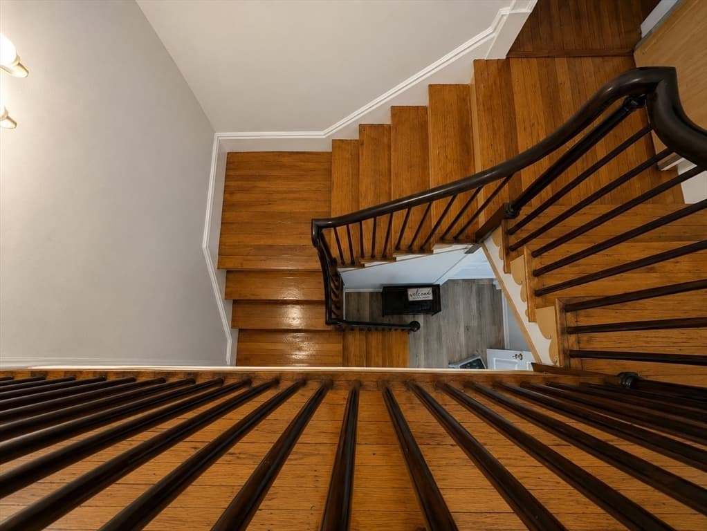 337 Union St, New Bedford MA 02740 photo 3