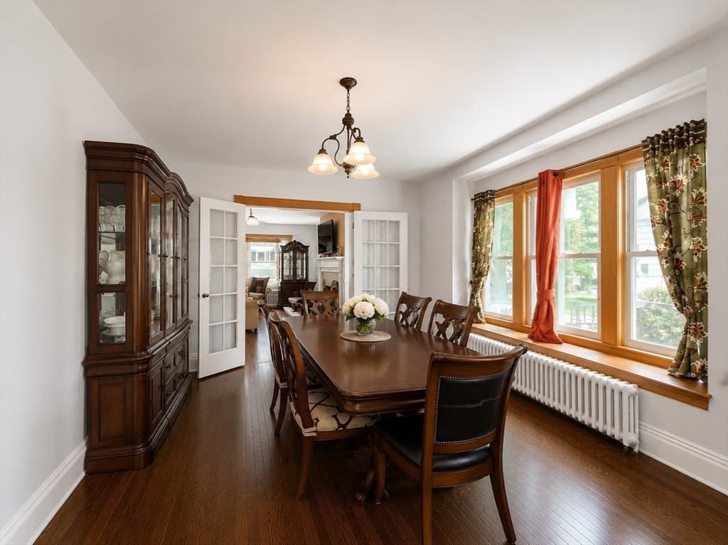 337 Union St, New Bedford MA 02740 photo 9