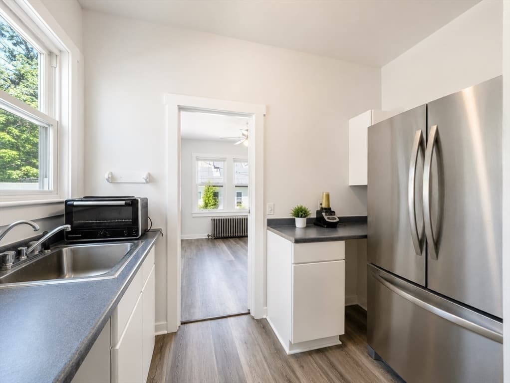 337 Union St, New Bedford MA 02740 photo 11