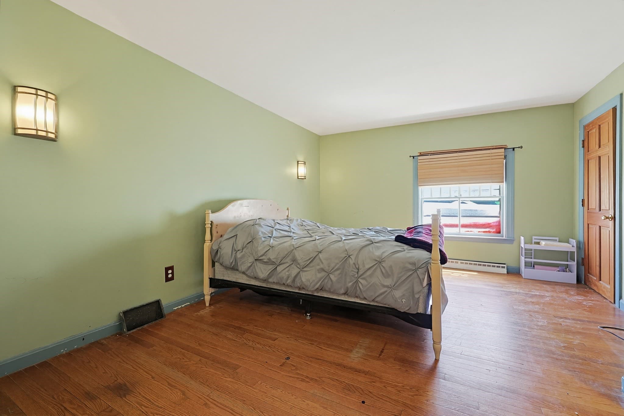 Single Family Residence at 299 Broadway, North Attleboro MA 02760, photo 20 of 39
