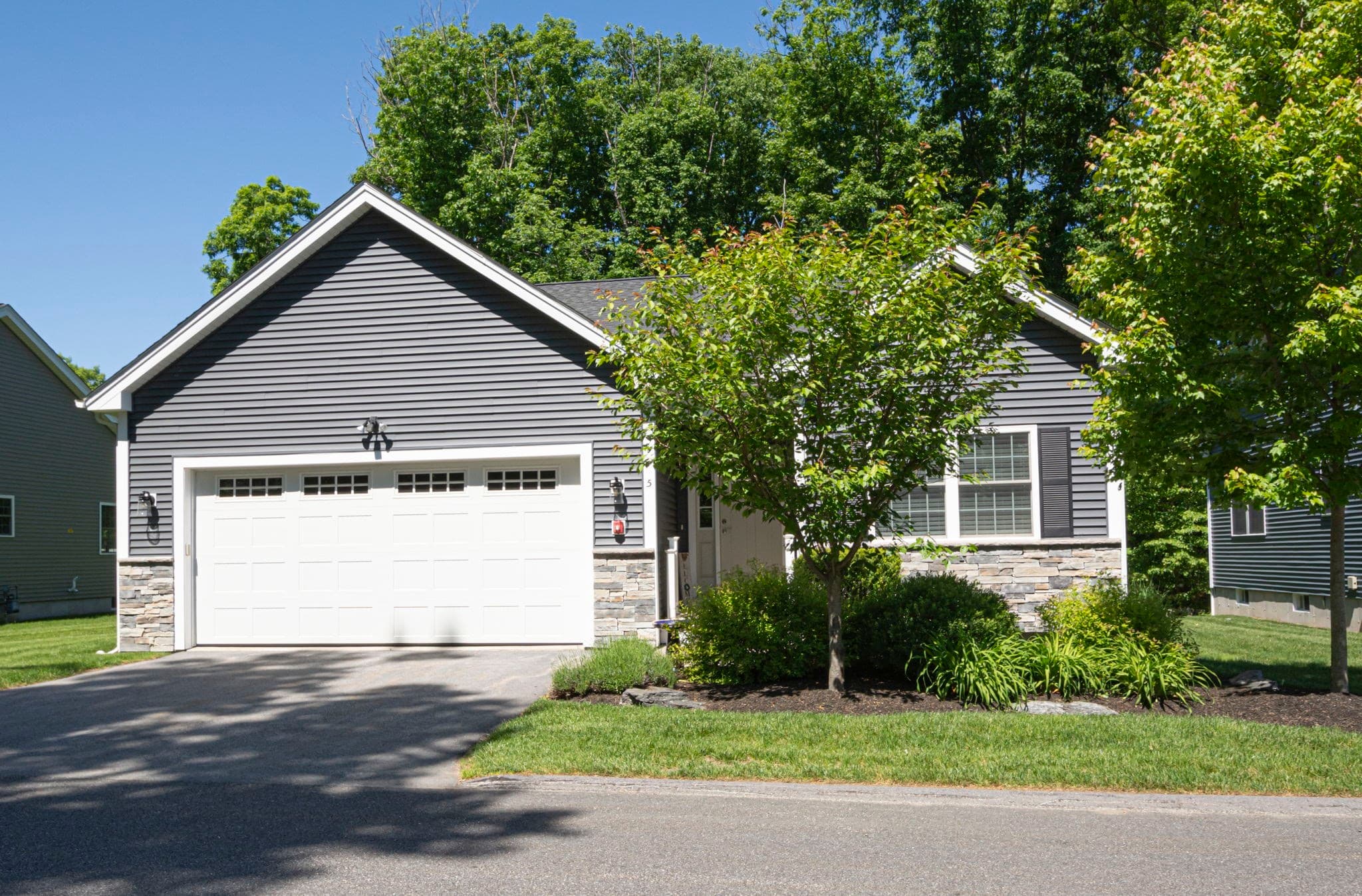 Condominium at 5 Abby Ln # 5, Shrewsbury MA 01545, photo 3 of 39