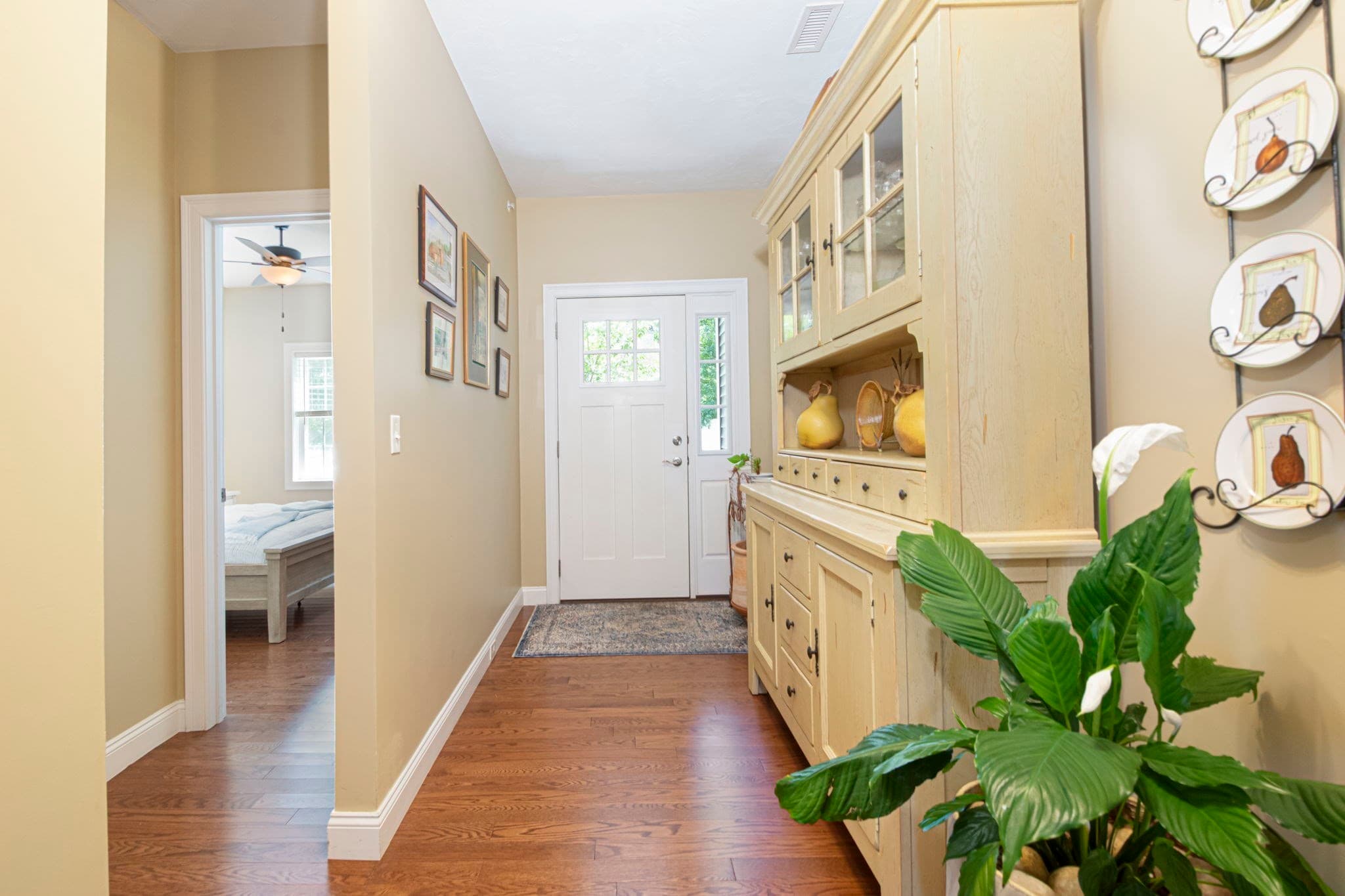 Condominium at 5 Abby Ln # 5, Shrewsbury MA 01545, photo 5 of 39