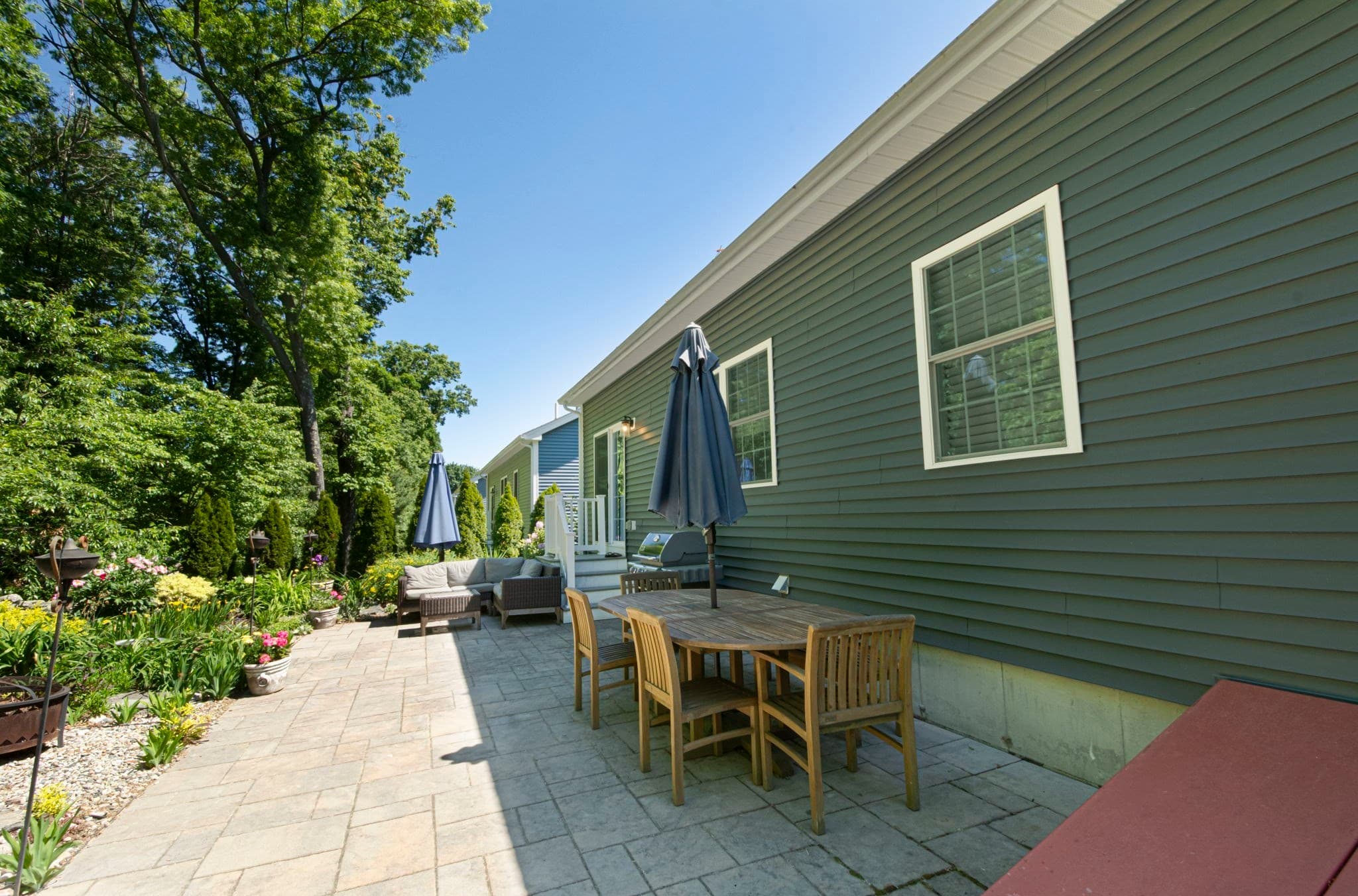 Condominium at 5 Abby Ln # 5, Shrewsbury MA 01545, photo 37 of 39