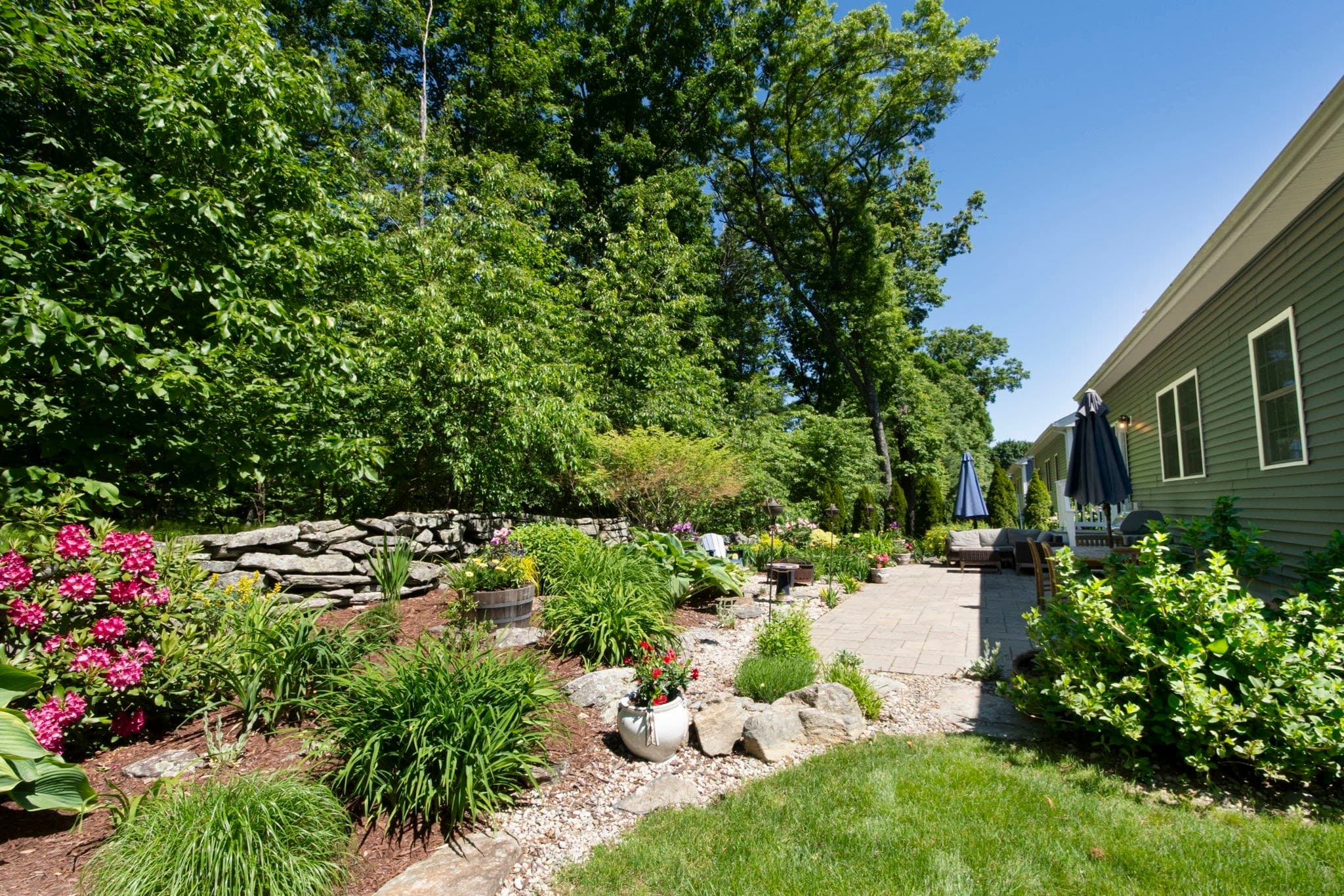 Condominium at 5 Abby Ln # 5, Shrewsbury MA 01545, photo 35 of 39