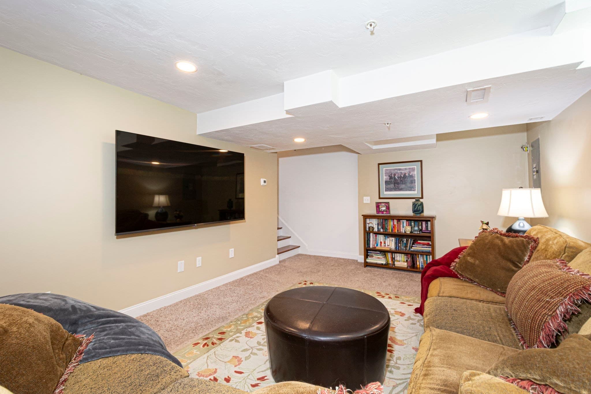 Condominium at 5 Abby Ln # 5, Shrewsbury MA 01545, photo 25 of 39