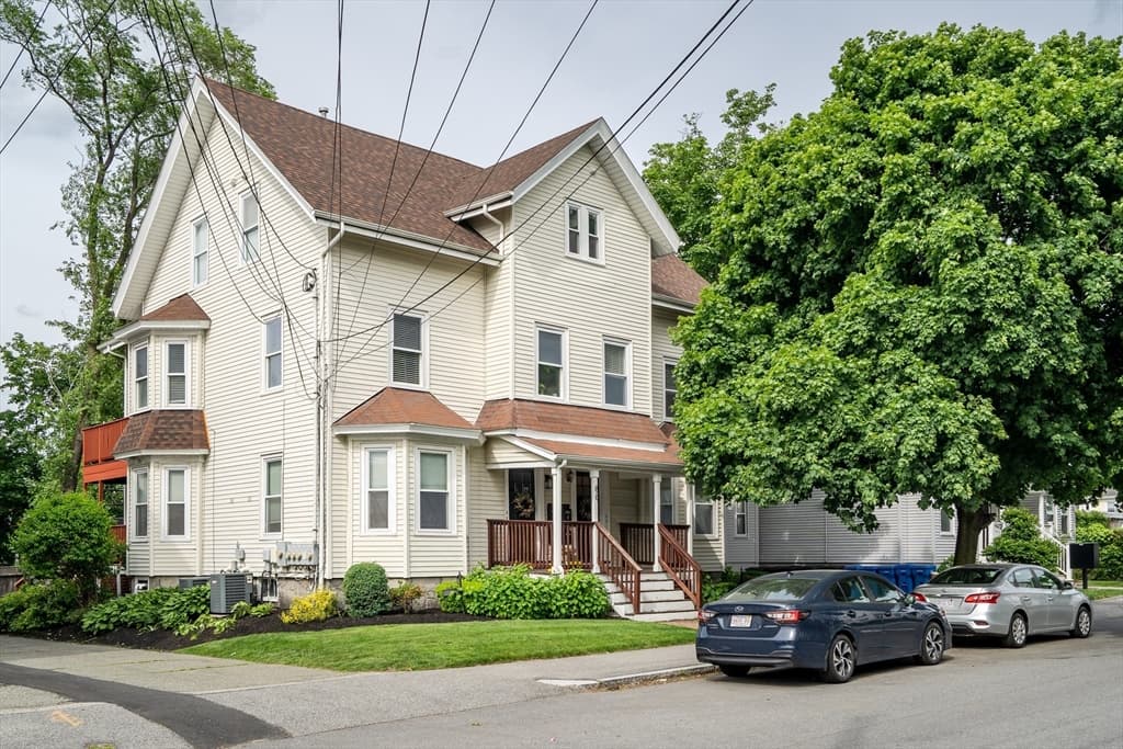 86 Brown St # 4, Waltham MA 02453