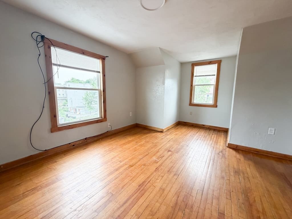 127 Austin St, Worcester MA 01609 photo 7