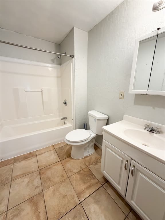 127 Austin St, Worcester MA 01609 photo 11
