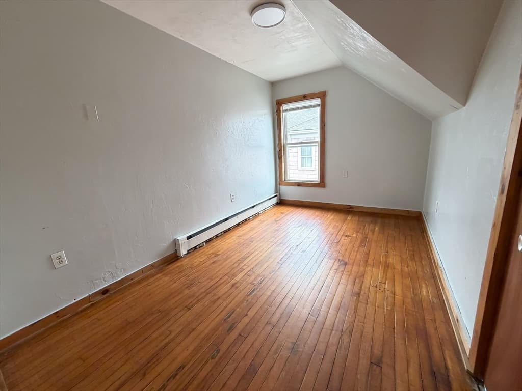 127 Austin St, Worcester MA 01609 photo 8