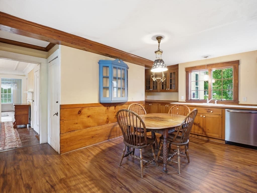 834 Pleasant St, Athol MA 01331 photo 10
