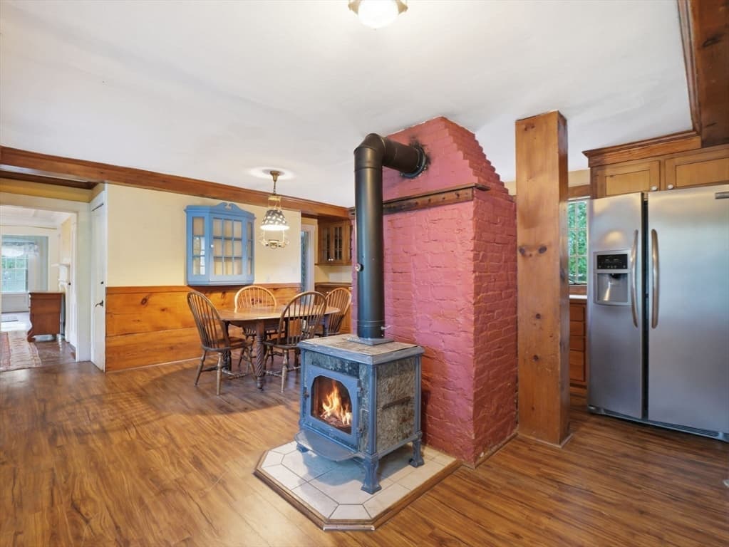 834 Pleasant St, Athol MA 01331 photo 11