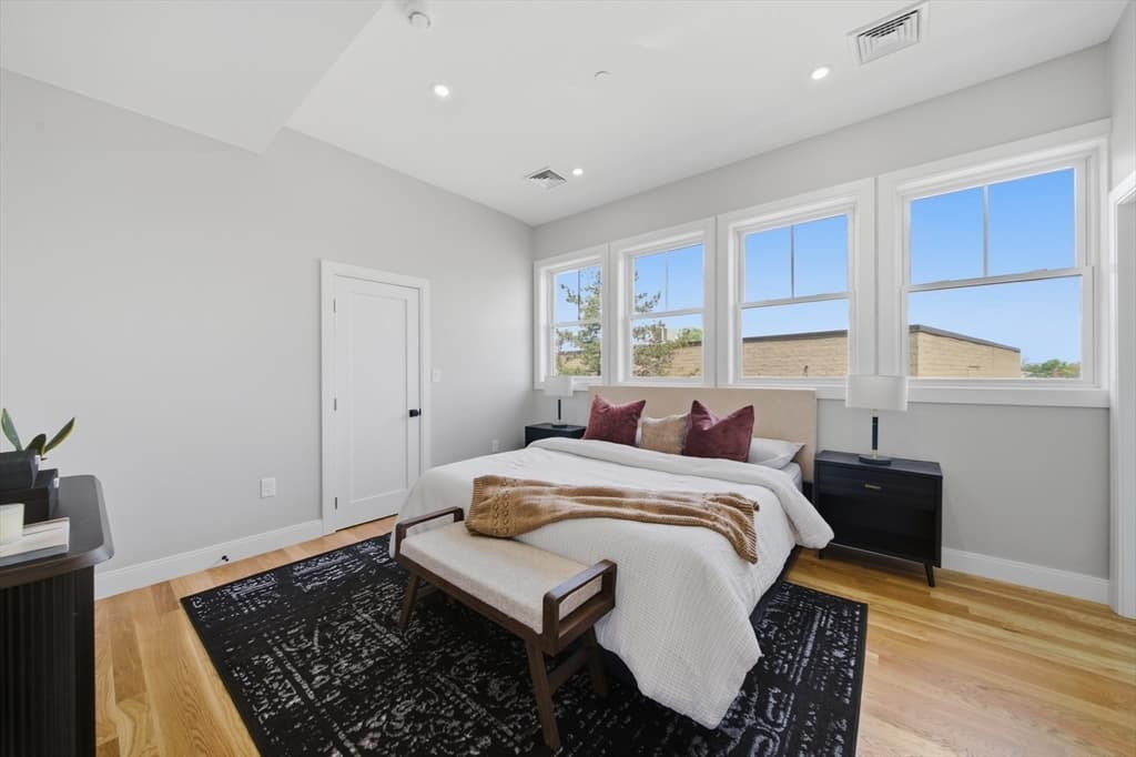 174 Walnut Street # 3, Somerville MA 02145 photo 2