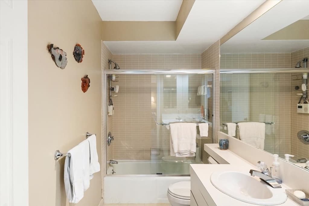 227 Summit Ave # E304, Brookline MA 02446 photo 12