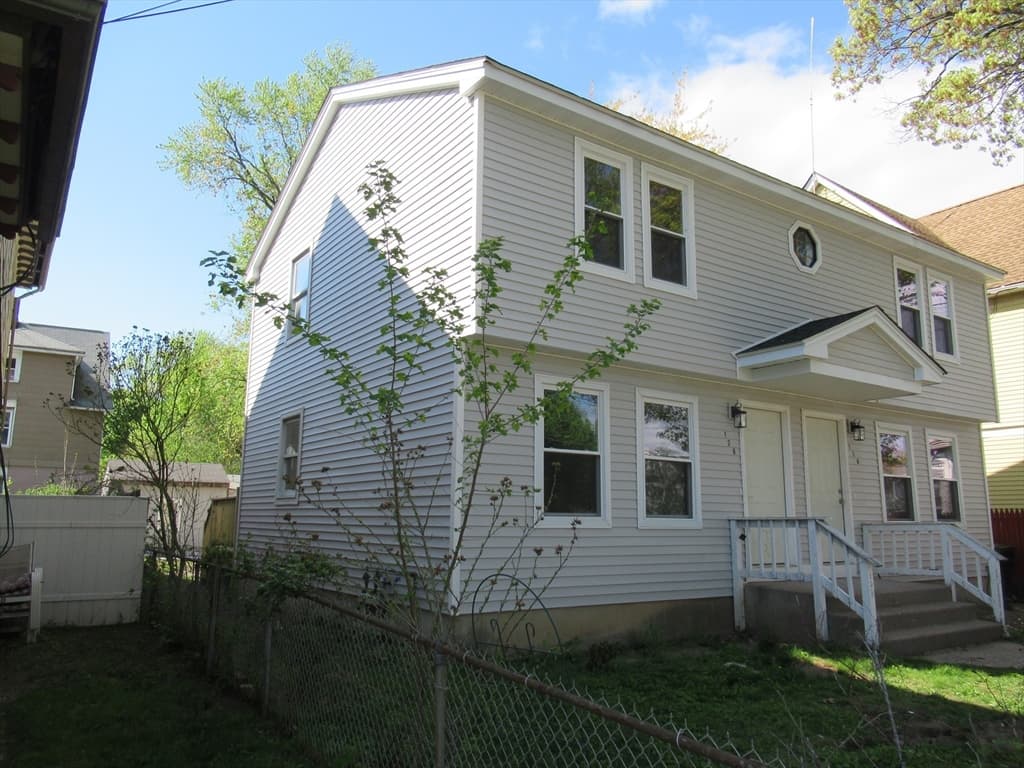 Duplex at 128-130 Woodmont St, Springfield MA 01104, Springfield, photo 2 of 30
