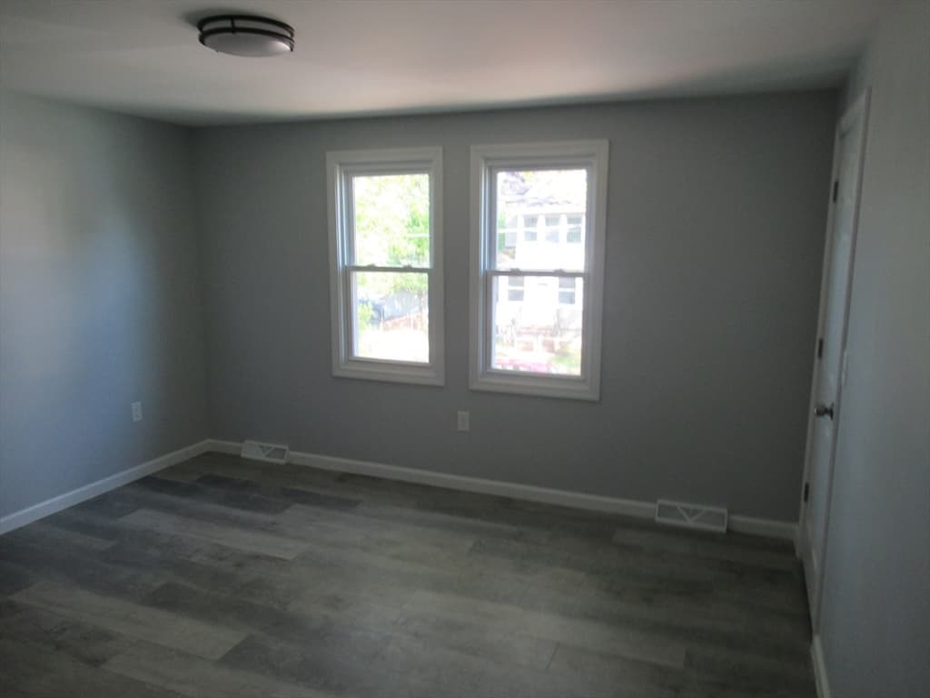 Duplex at 128-130 Woodmont St, Springfield MA 01104, Springfield, photo 12 of 30