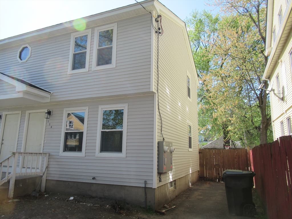 Duplex at 128-130 Woodmont St, Springfield MA 01104, Springfield, photo 3 of 30