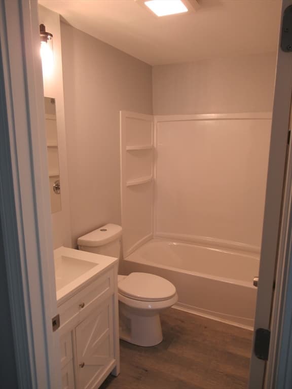 Duplex at 128-130 Woodmont St, Springfield MA 01104, Springfield, photo 15 of 30