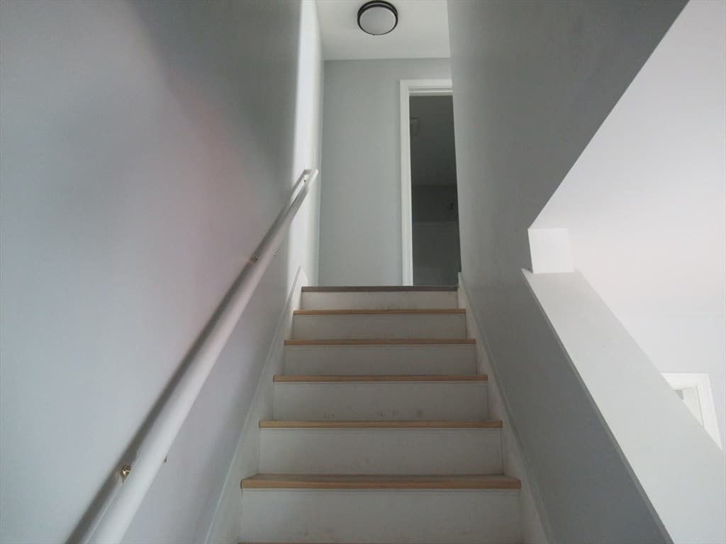 Duplex at 128-130 Woodmont St, Springfield MA 01104, Springfield, photo 11 of 30