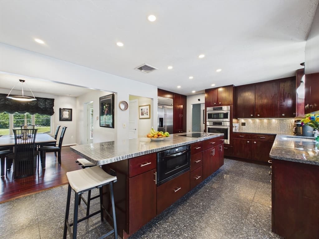 20 Copperfield Avenue, Easton MA 02356 photo 4