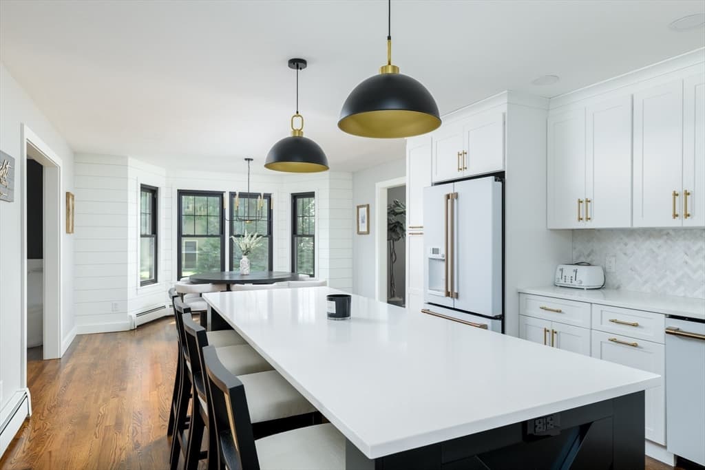 21 Round Table Road, Shrewsbury MA 01545 photo 6